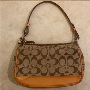 Classic Coach Shoulder Bag
